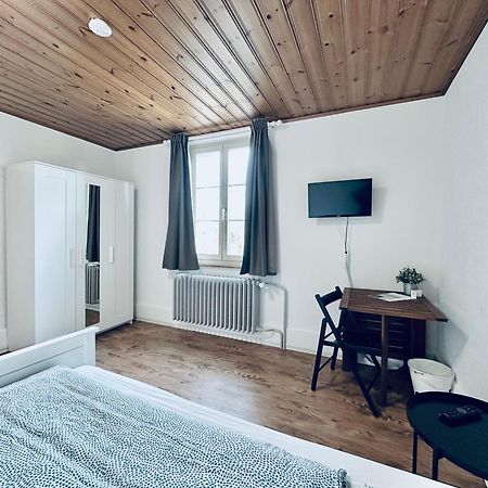 Monteurzimmer - Worker'S Accommodation - Zimmerzuvermieten In Biberist ภายนอก รูปภาพ