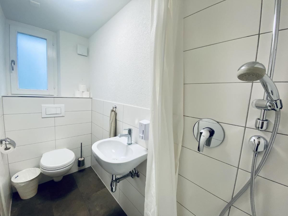 Monteurzimmer - Worker'S Accommodation - Zimmerzuvermieten In Biberist ภายนอก รูปภาพ